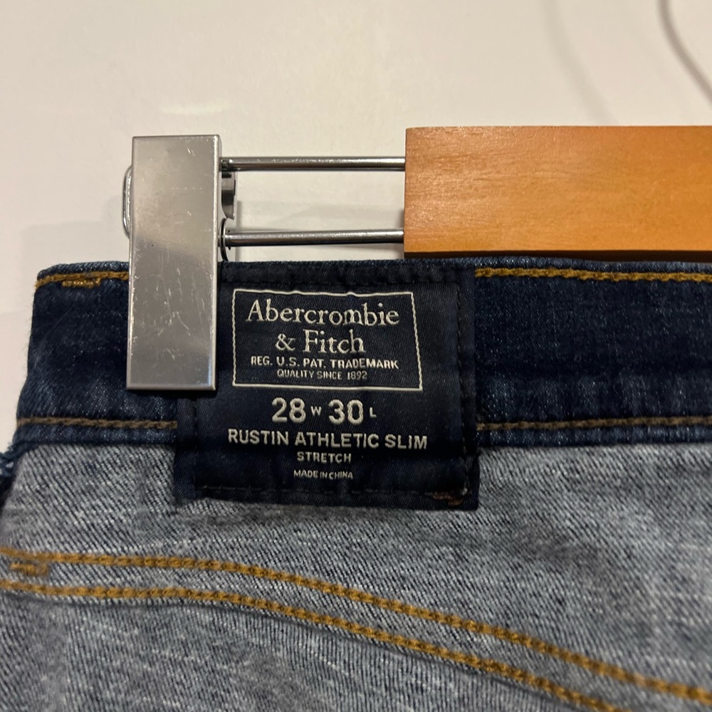 Abercrombie & Fitch Rustin Athletic Slim Stretch Winter Jean - Picture 9 of 13